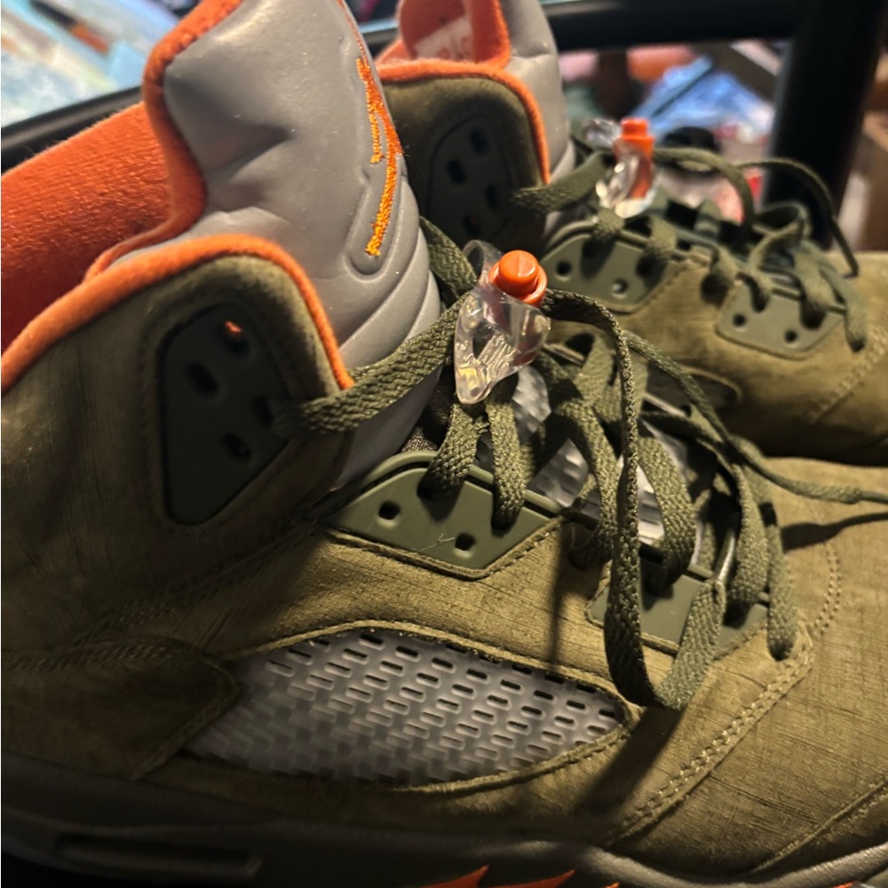 🐺🔥Jordan 5 “Olive” size13🔥🐺